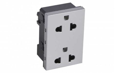 Ổ cắm điện đôi 3 chấu là gì? Thương hiệu nào tốt?