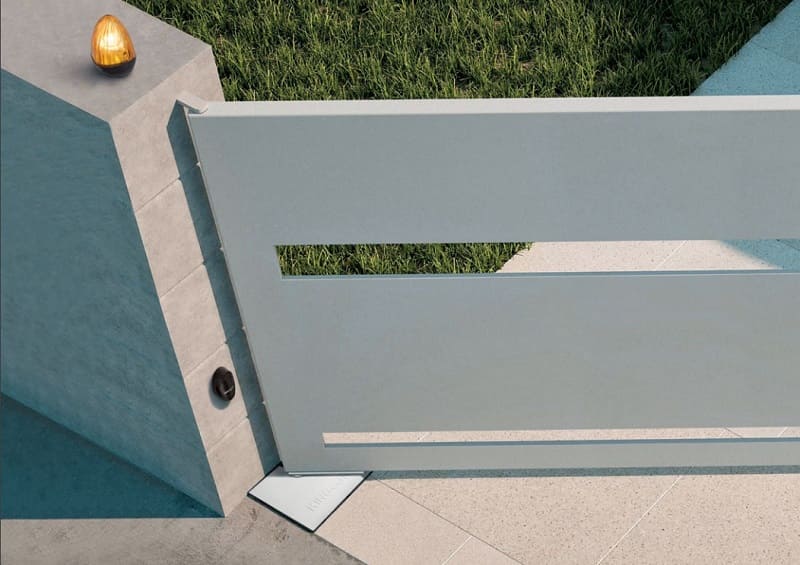 Cấu tạo chung của cửa cổng mở bằng điện