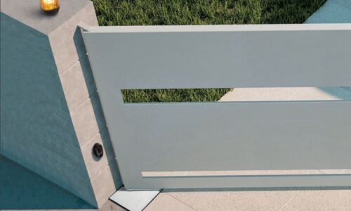 Khóa cổng mở bằng điện thoại vận hành như thế nào?